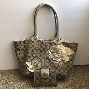 Coach Tote with matching wallet